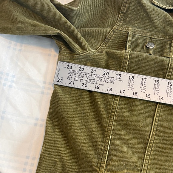 Men’s Vintage Sag Harbor‎ Olive Corduroy Jacket - Picture 6 of 7